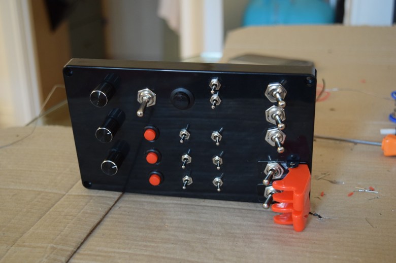 SbS_5-bolts-and-nuts-aux